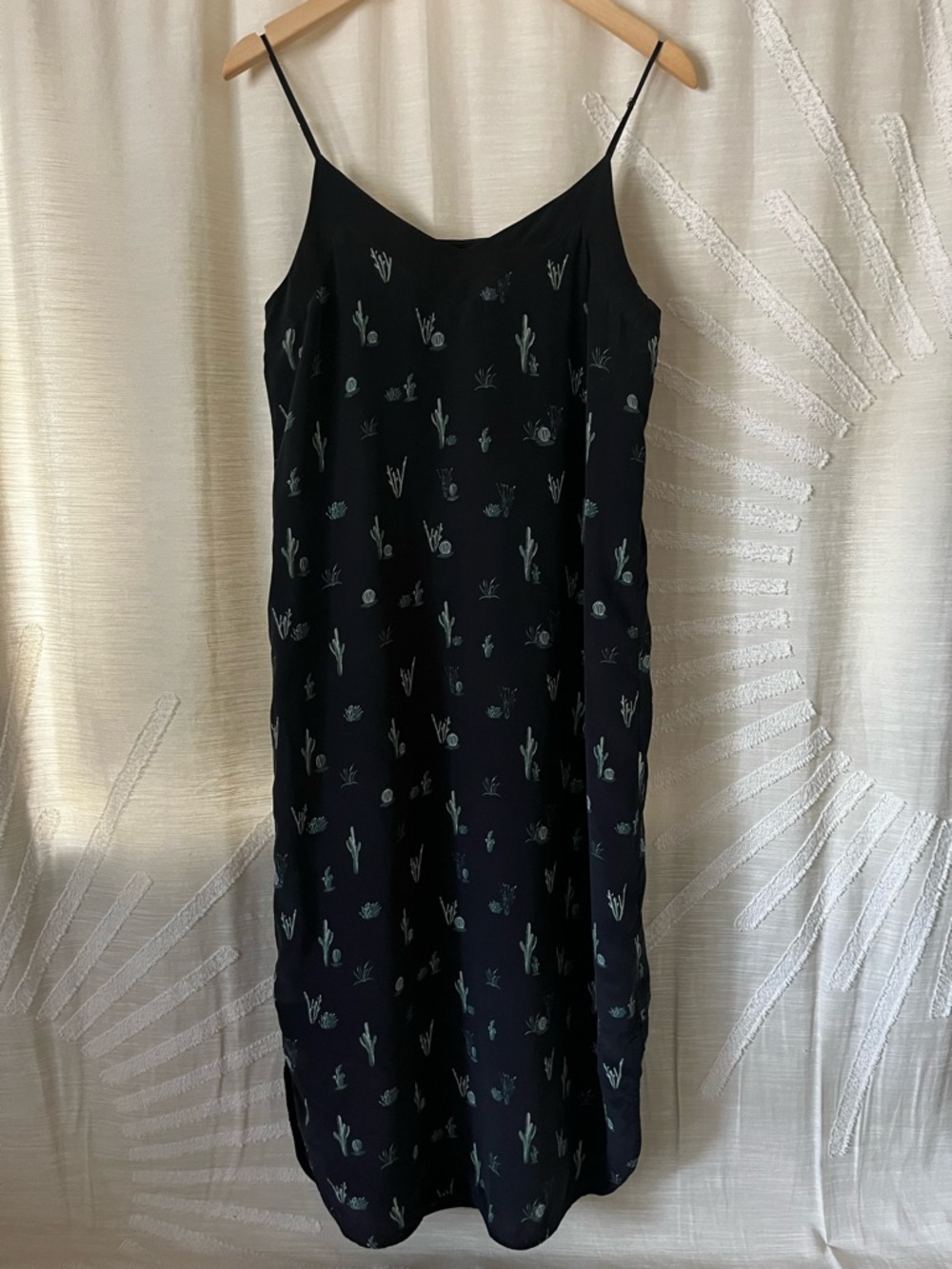 Equipment Silk Cactus Print Midi Dress Black Sz medium